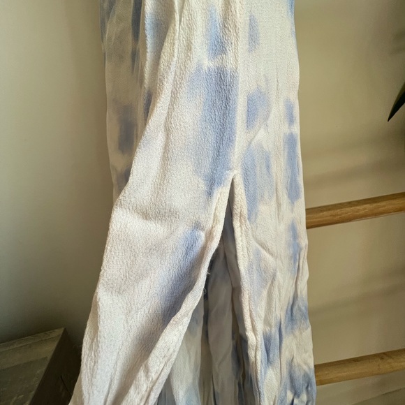 Maxi dress in baby blue tie dye - Picture 3 of 5